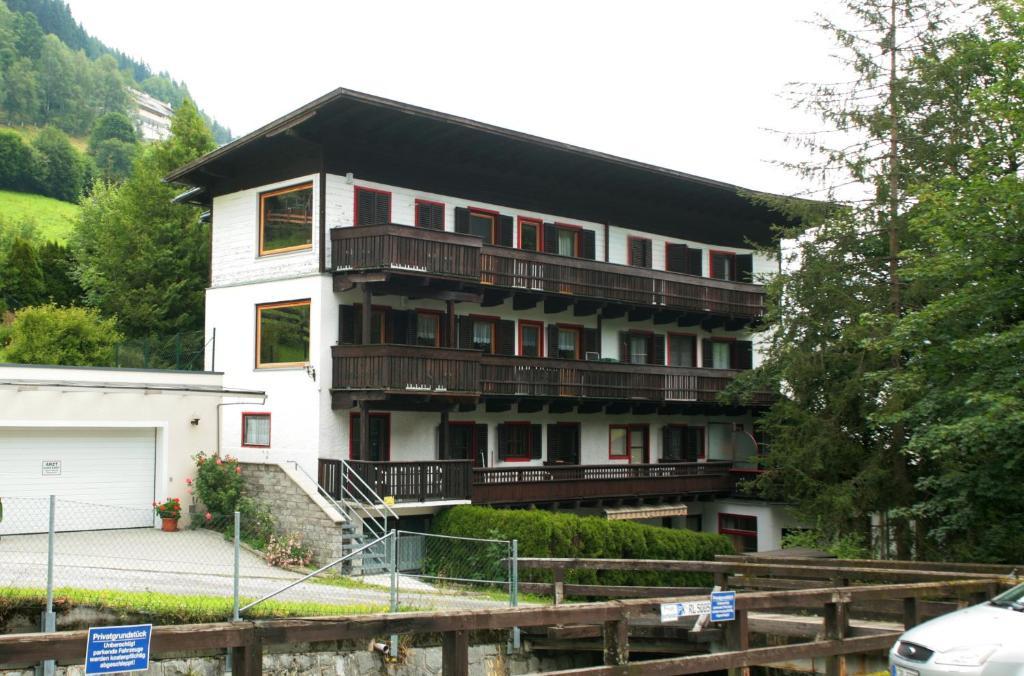 Appartementhaus Tirolerheim Zell am See Buitenkant foto